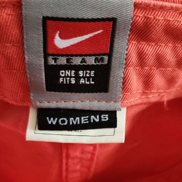 Nike Coral Women's Cap - Picture 2 of 3